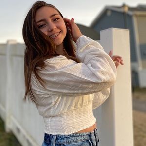 Meet your Posher, Brittney